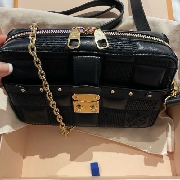 💯💯% Authentic LV Troca PM. - Picture 4 of 12